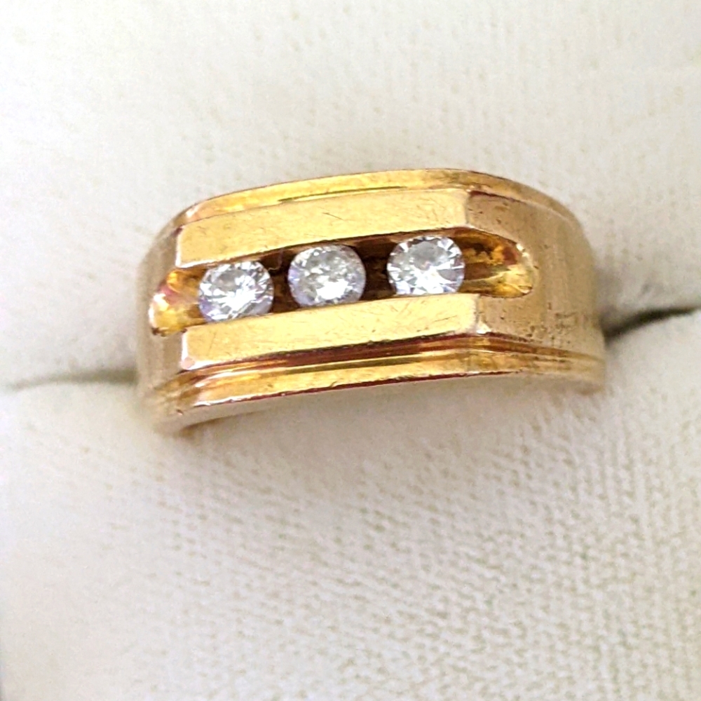 14K ๐ GOLD MEN'S DIAMONDS SIGNET RING - Picture 3 of 11